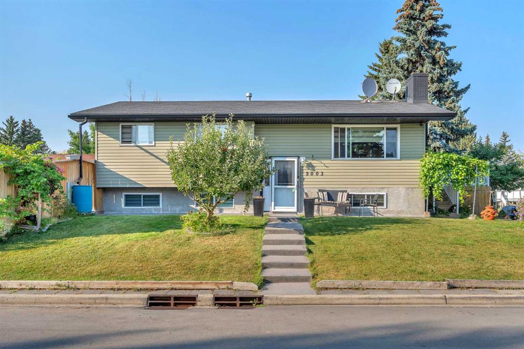 2003 Pinepoint Road NE, A2257122, Alberta,