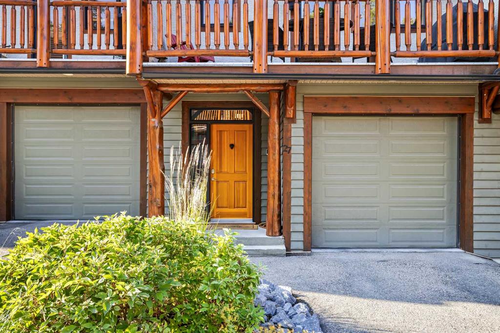 Third View of 27, 137 Wapiti Close  , Eagle Terrace, Canmore, Alberta, T1W3B2