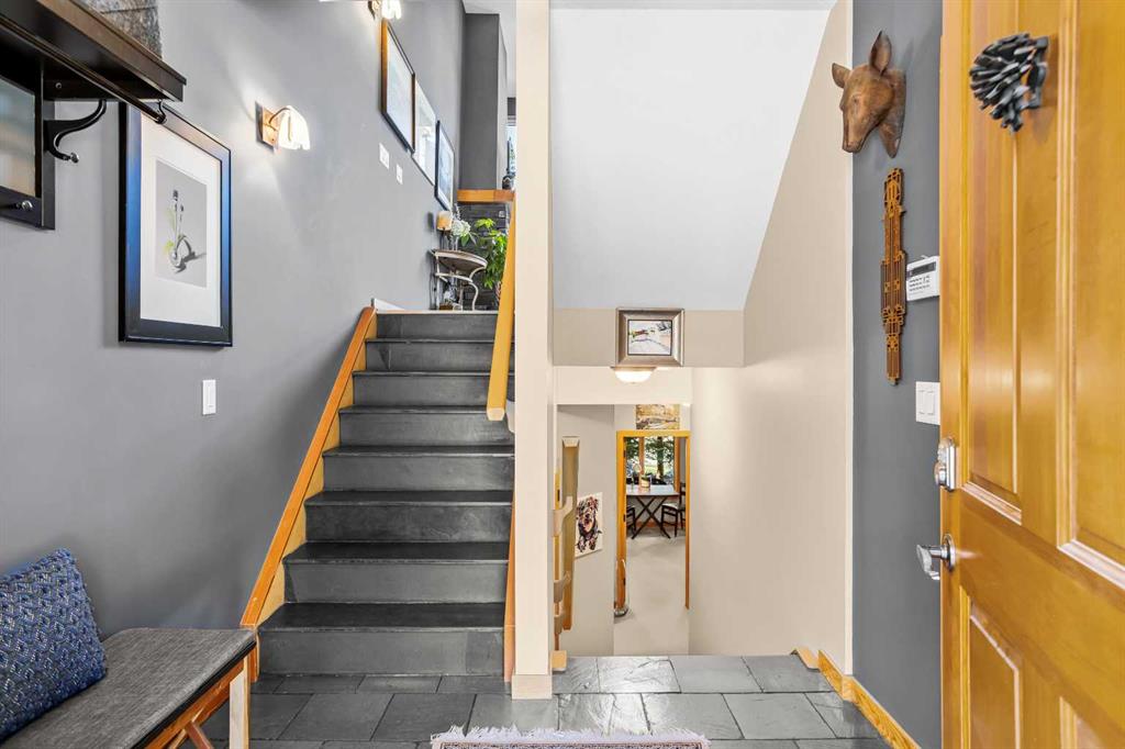 Fifth View of 27, 137 Wapiti Close  , Eagle Terrace, Canmore, Alberta, T1W3B2