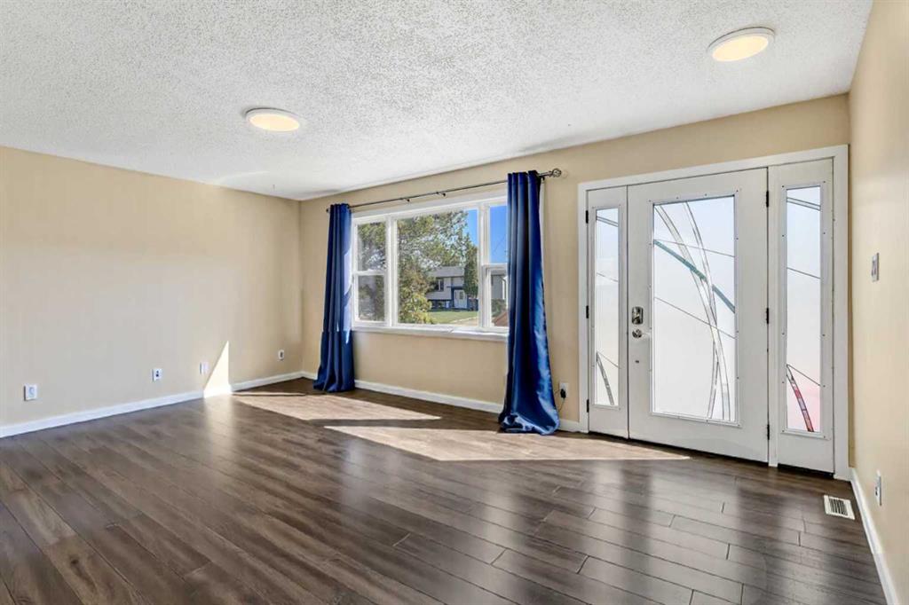 Fifth View of 9846 Prairie Road  , Patterson Place, Grande Prairie, Alberta, T8V 3R9