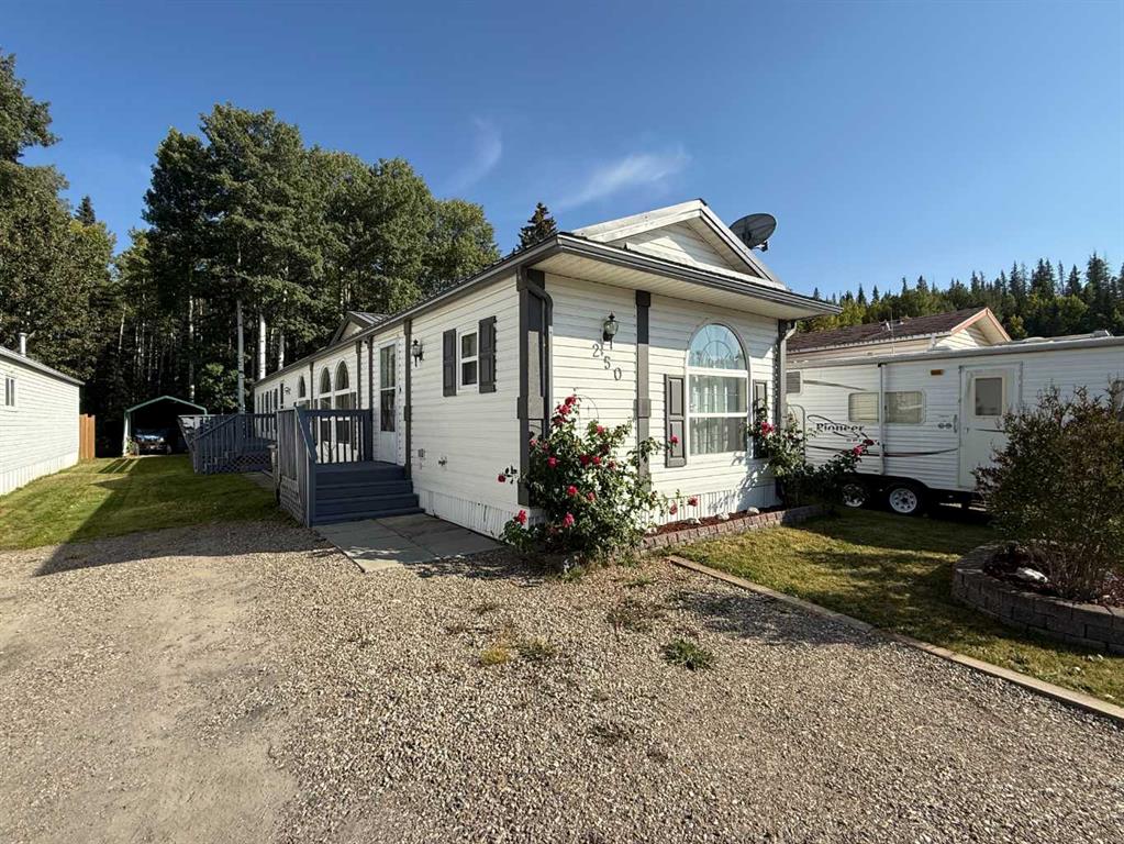 250 Skogg Avenue , A2257175, Alberta,
