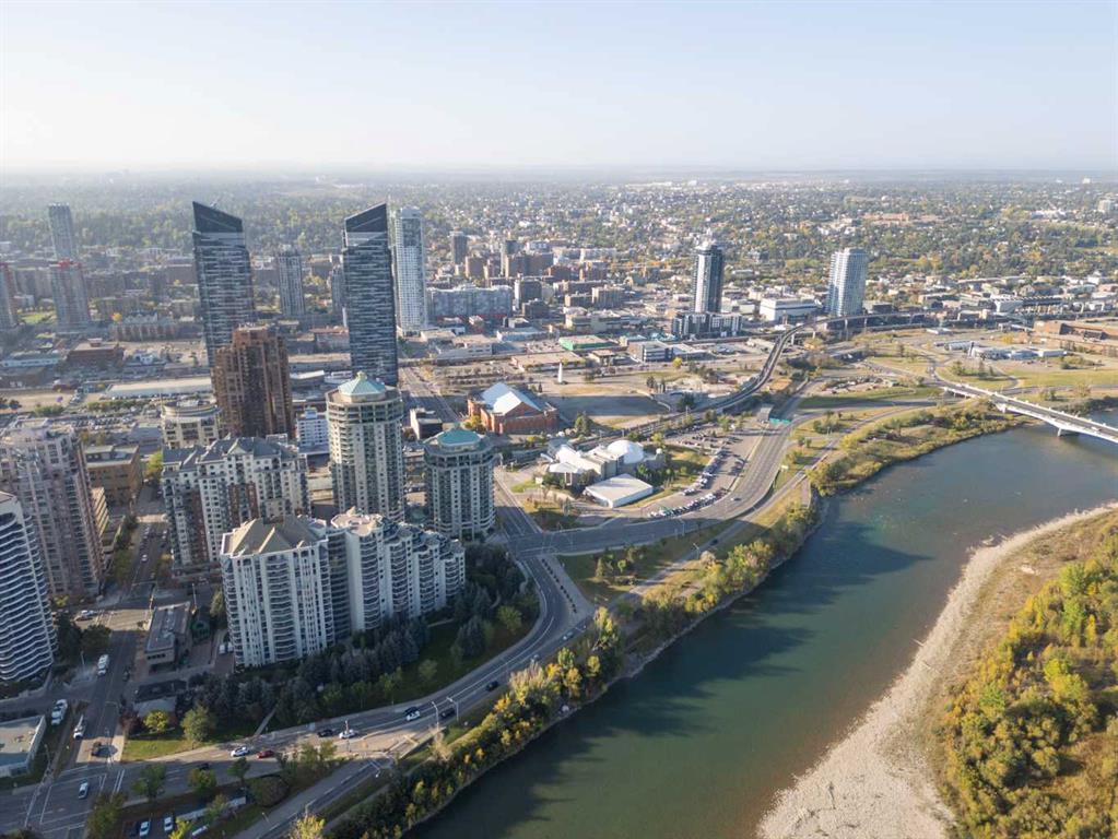 Second View of 210, 1108 6 Avenue SW, Downtown West End, Calgary, Alberta, T2P 5K1