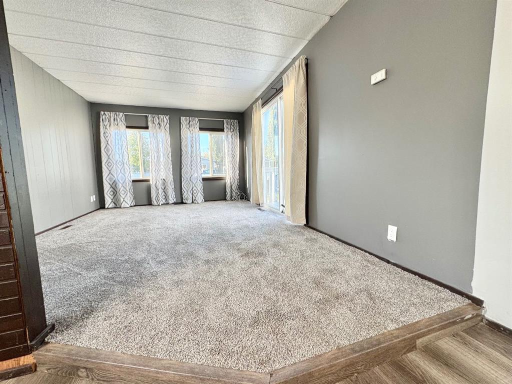 Fourth View of 21 Rivervalley Estates  , NONE, Whitecourt, Alberta, T7S1J7