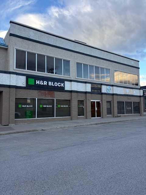 102B, 211 Pembina Avenue , A2257278, Alberta,