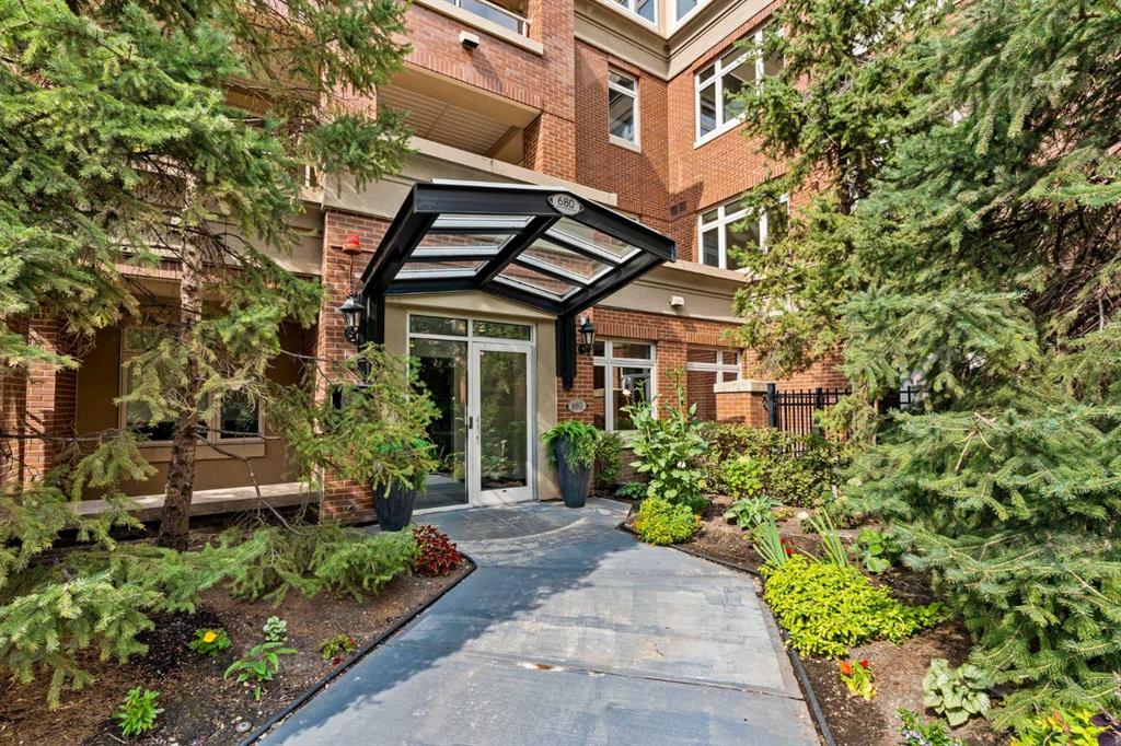 202, 680 Princeton Way SW, A2257369, Alberta,