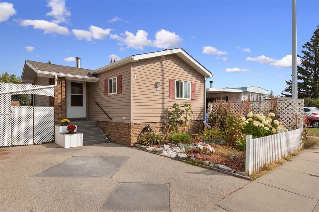 4 Birch Close , A2257415, Alberta,