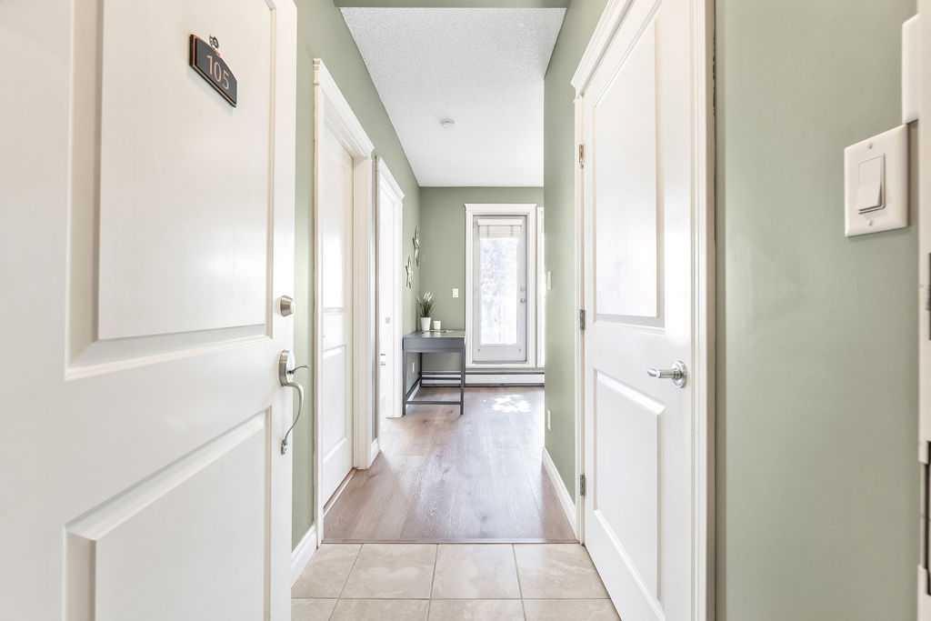 Fifth View of 105, 532 5 Avenue NE, Renfrew, Calgary, Alberta, T2E 0L2