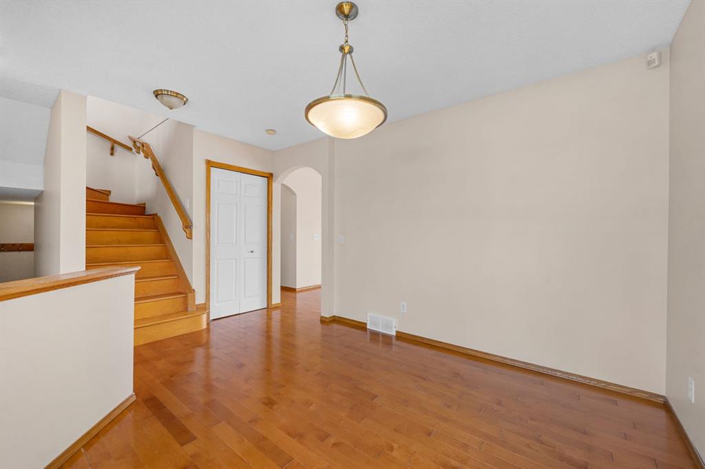 Fifth View of 81 Taracove Crescent NE, Taradale, Calgary, Alberta, T3J 4R4