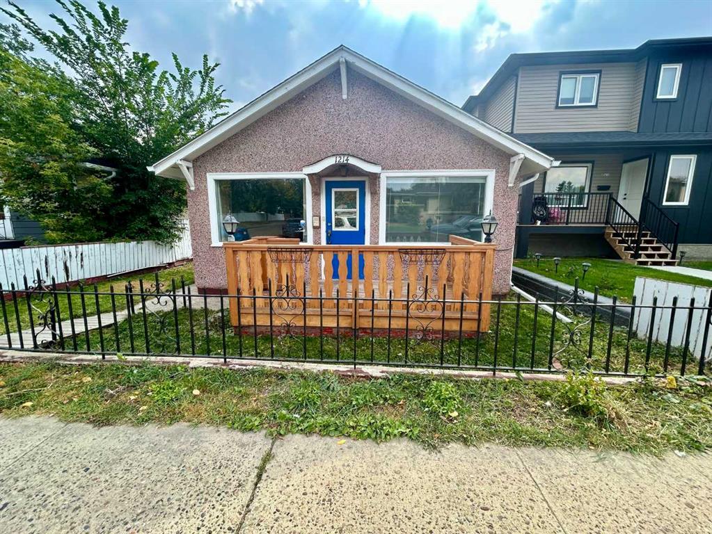 Third View of 1214 9 Avenue N, Senator Buchanan, Lethbridge, Alberta, T1H 1G5