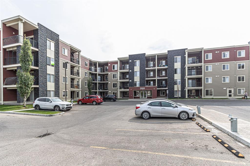 117, 15 Saddlestone Way NE, A2257585, Alberta,