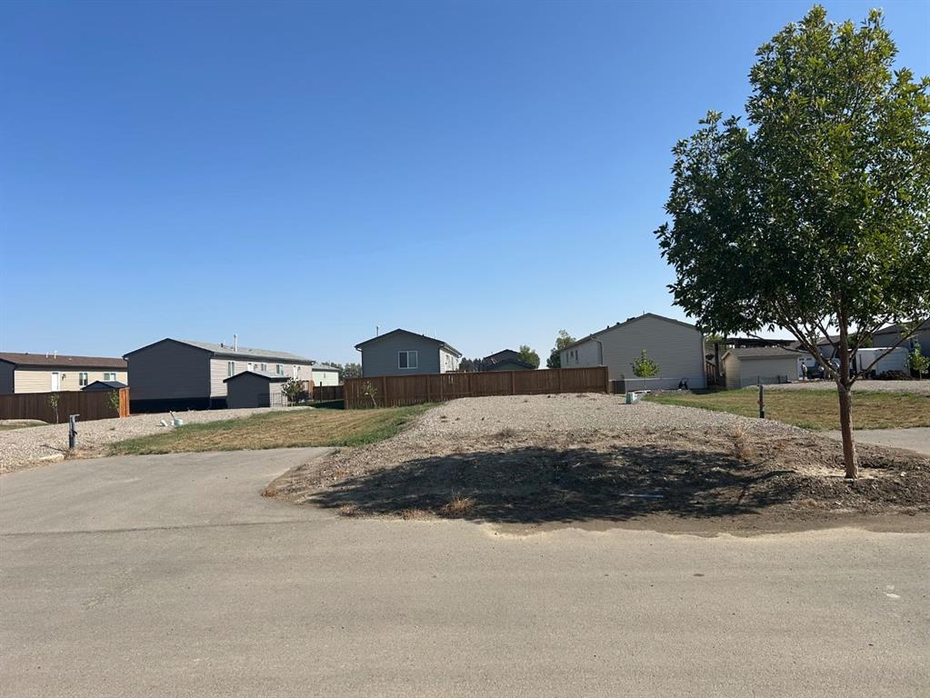 2048 Sunflower Crescent , A2257711, Alberta,
