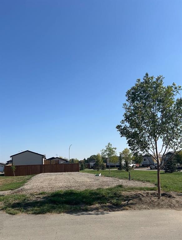 2040 Sunflower Crescent , A2257722, Alberta,