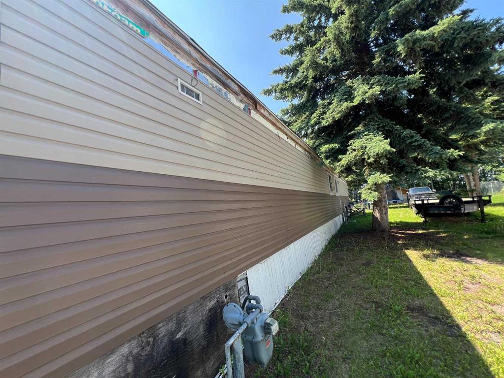 Fifth View of 91, 51037 Township Road 714  , MH - Triple L, Rural Grande Prairie No. 1, County of, Alberta, T8X 4B2