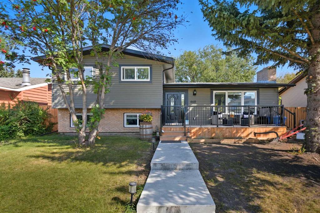 660 Wallace Drive , A2257747, Alberta,