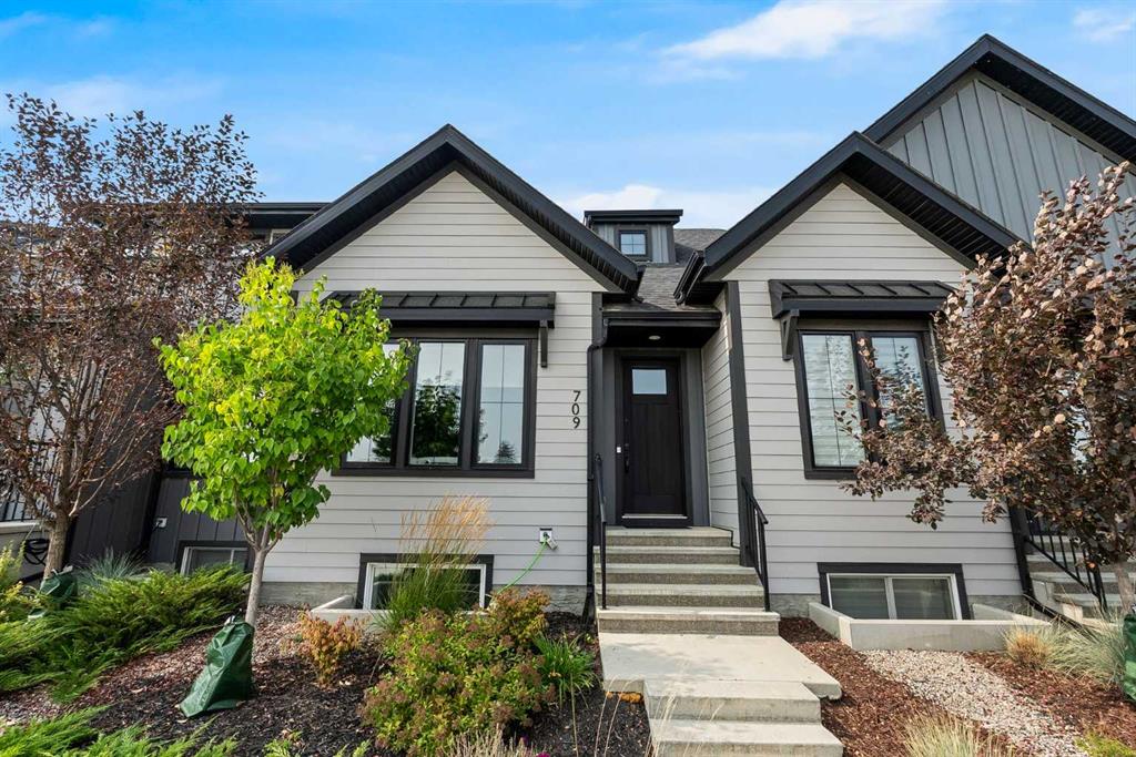 709 Marine Drive SE, A2257834, Alberta,