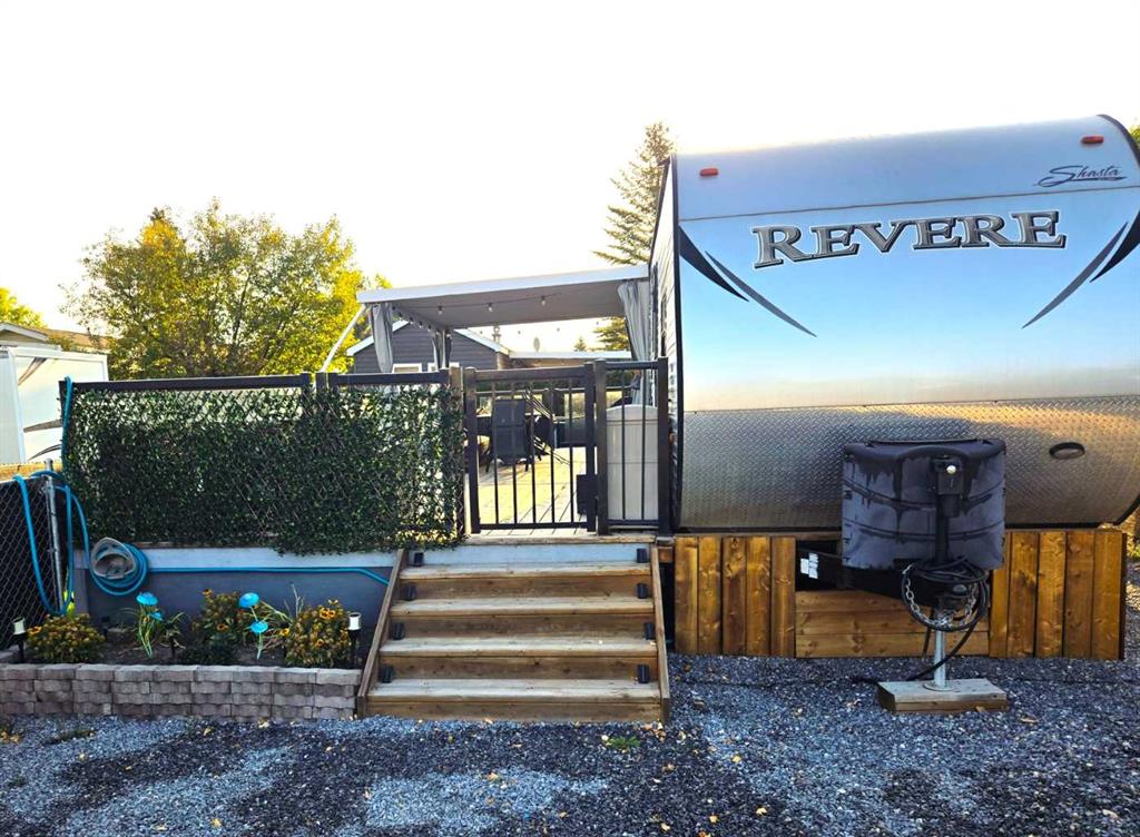 785 Carefree Resort  , A2257853, Alberta,