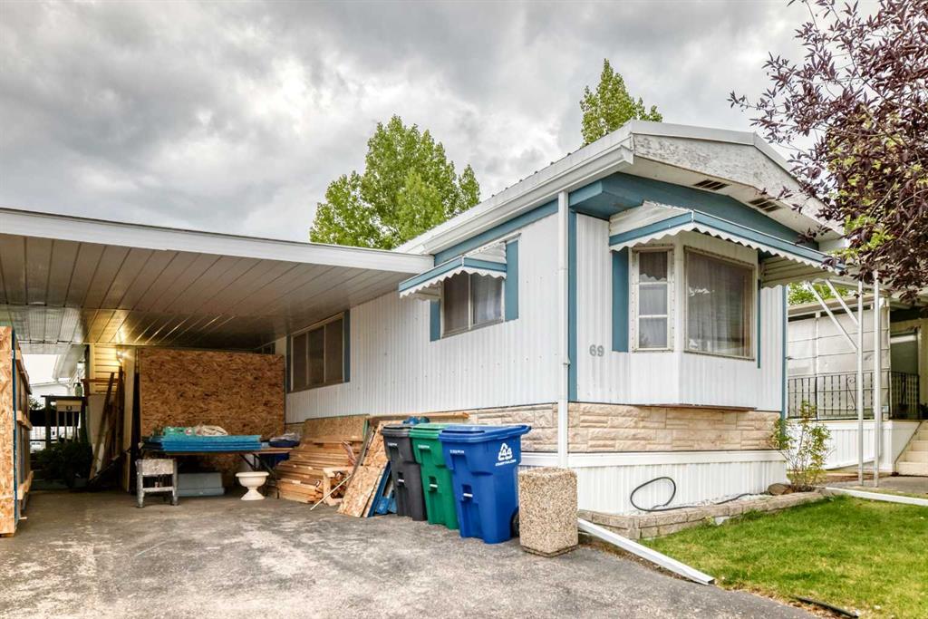 Fourth View of 69, 99 Arbour Lake Road NW, Arbour Lake, Calgary, Alberta, T3G 4E4