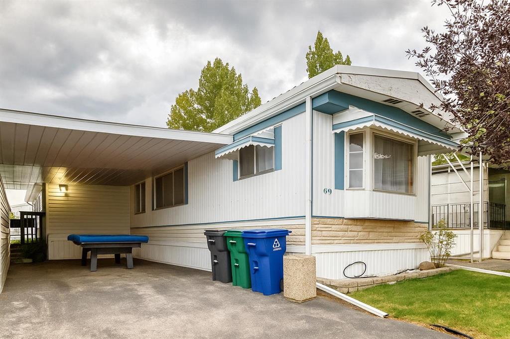 Fifth View of 69, 99 Arbour Lake Road NW, Arbour Lake, Calgary, Alberta, T3G 4E4