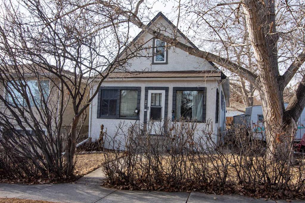MLS® listing #105659851 for sale located at 521 7 Street NE