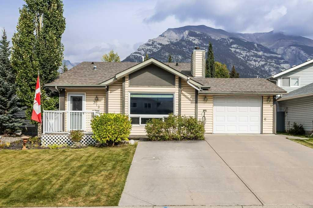 319 Hoodoo Crescent , A2257934, Alberta,