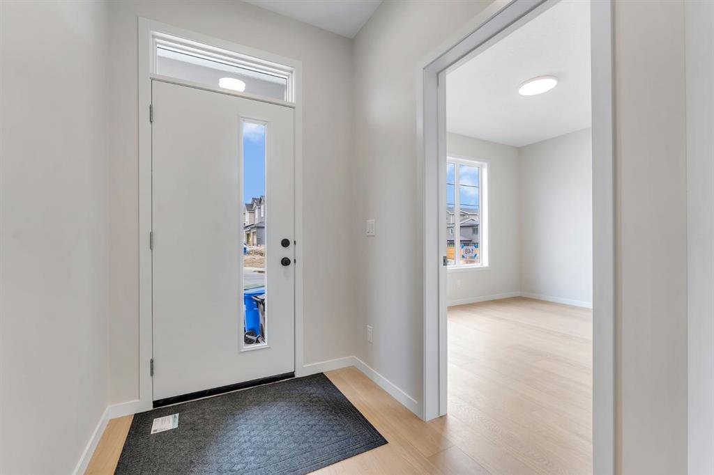 Third View of 148 Annette Villas NW, Glacier Ridge, Calgary, Alberta, T3R 2J2