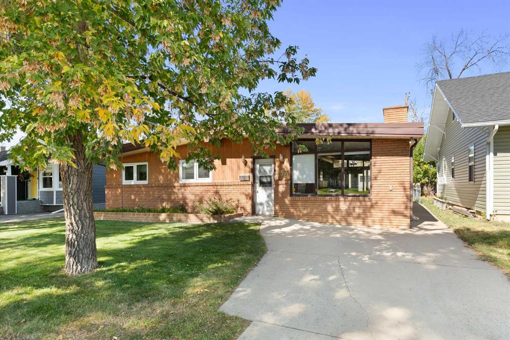 150 11 Street NE, A2258022, Alberta,