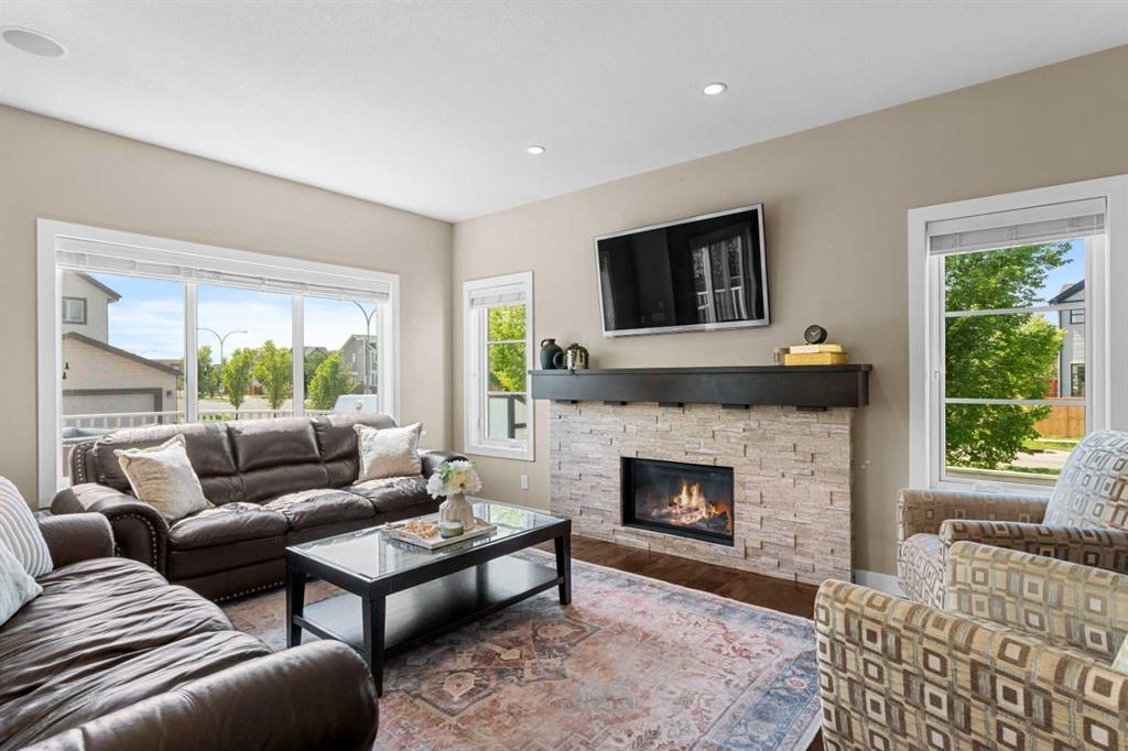240 Copperpond Green SE, A2258030, Alberta,
