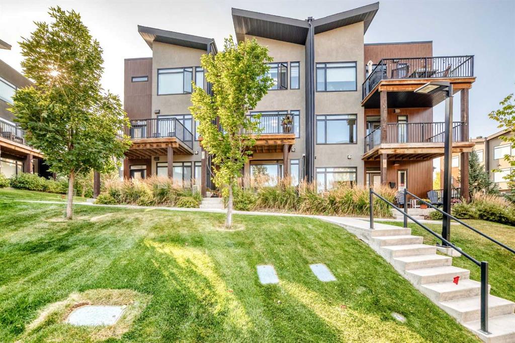 Third View of 17 Royal Elm Green NW, Royal Oak, Calgary, Alberta, T3G 0G8