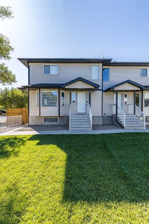 Third View of 1, 115 3 Street NE, NONE, Redcliff, Alberta, T0J 2P0