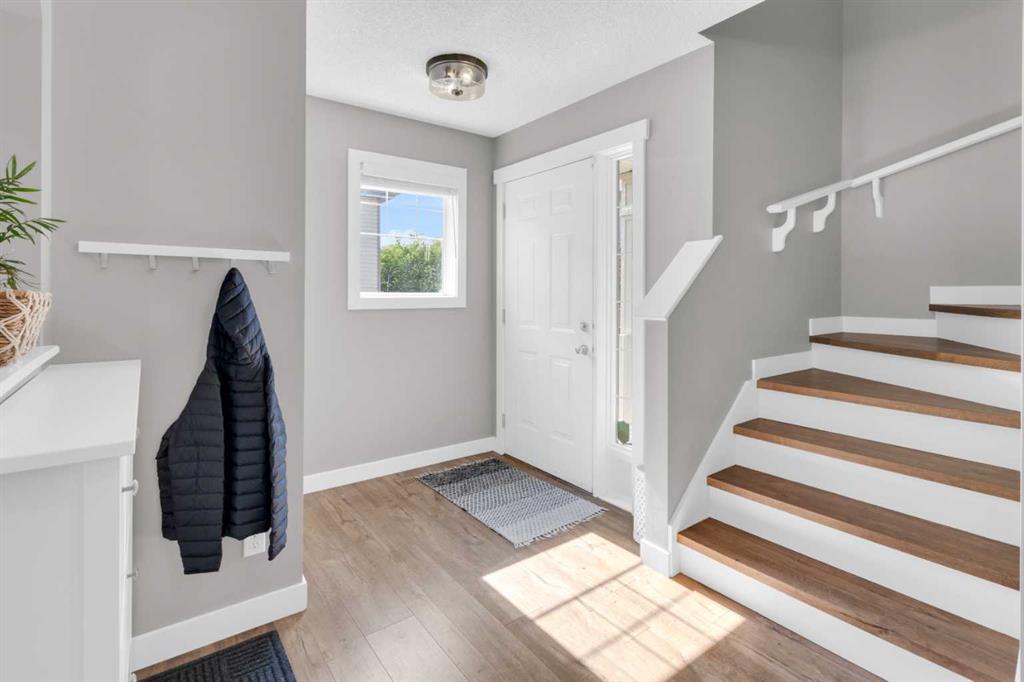 Fourth View of 230 Evanscreek Court NW, Evanston, Calgary, Alberta, T3P 1H4