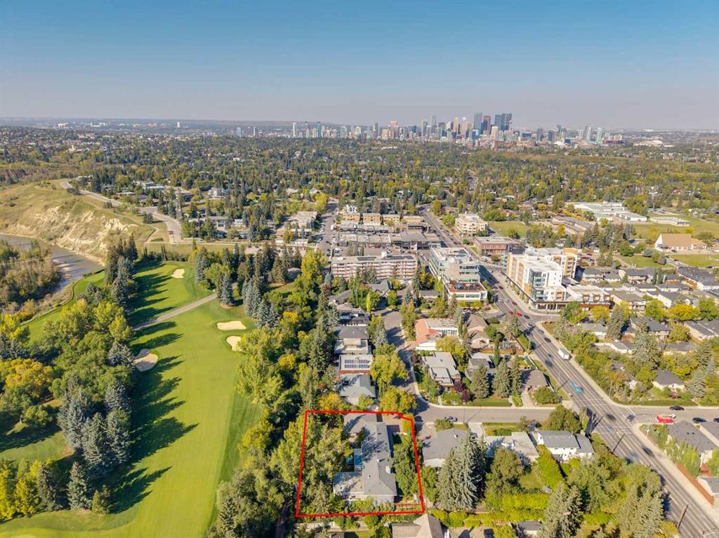 Fifth View of 35 Windsor Crescent SW, Windsor Park, Calgary, Alberta, T3V 1V5