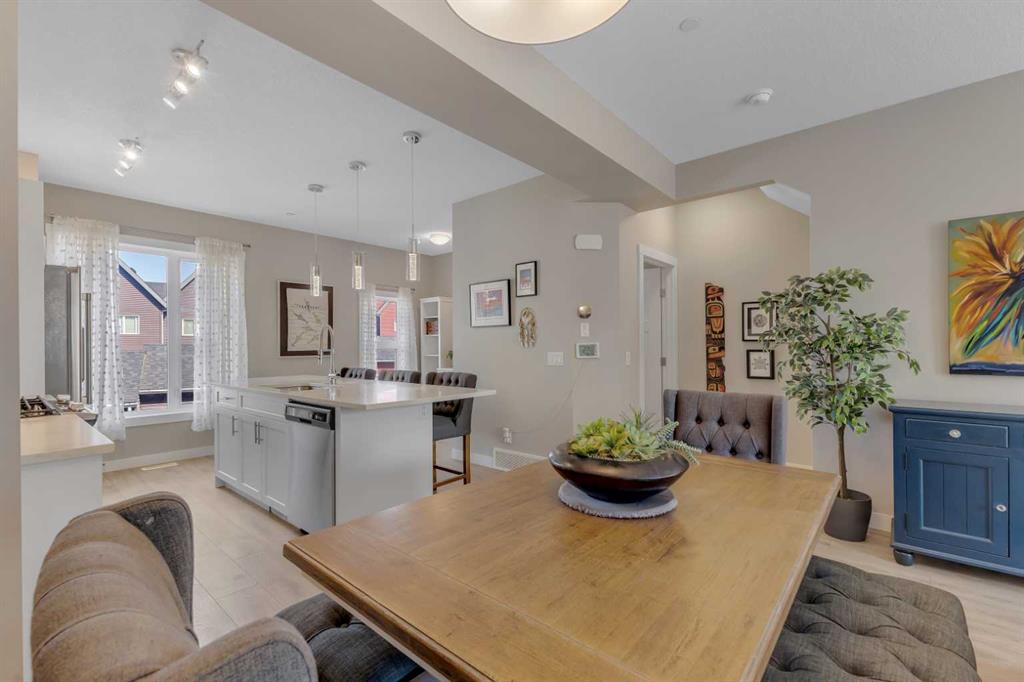 Fifth View of 158 Livingston Common NE, Livingston, Calgary, Alberta, T3P 1K1