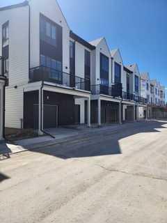 142 SOVEREIGN Common SW, A2258441, Alberta,