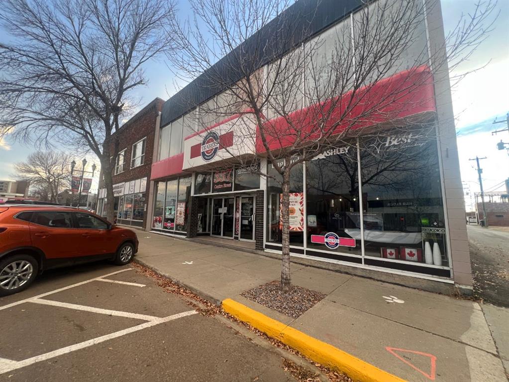 337 Centre  , A2258498, Alberta,