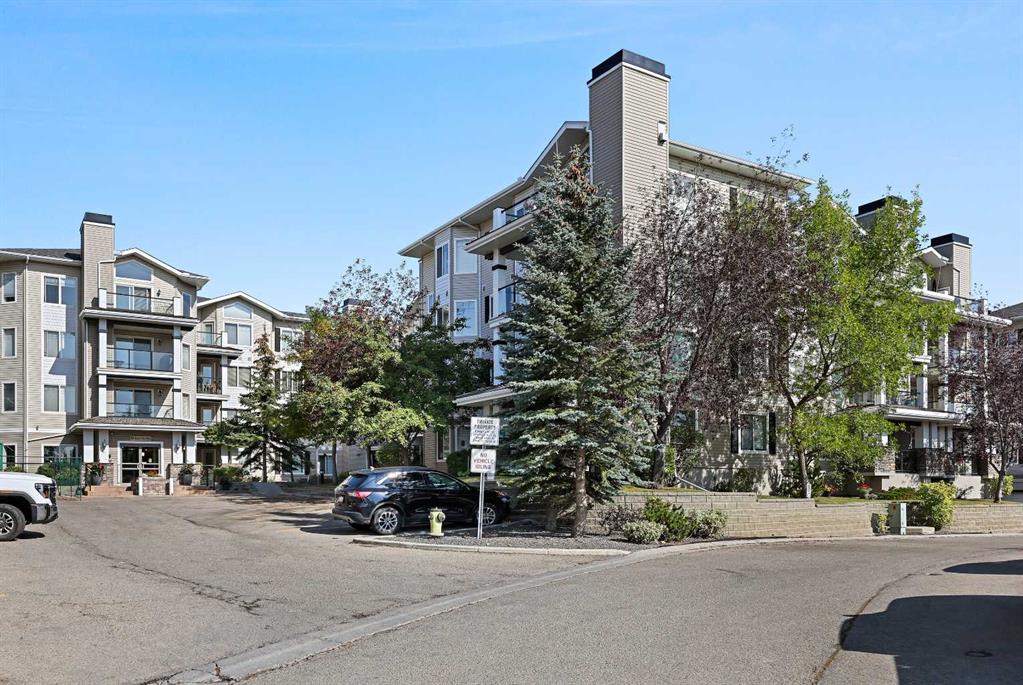 212, 369 Rocky Vista Park NW, A2258582, Alberta,