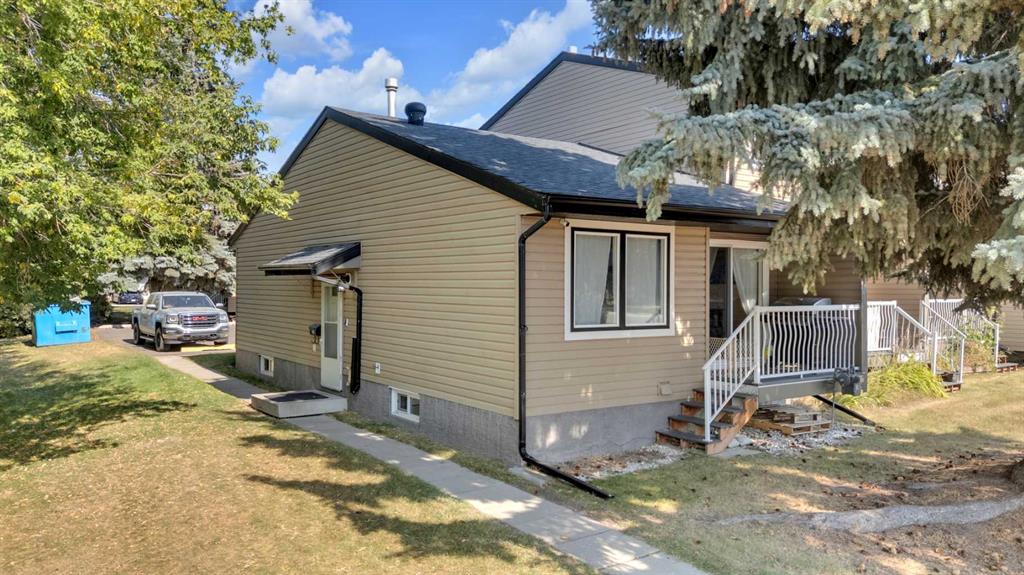 25, 96 Holmes Street , A2258594, Alberta,