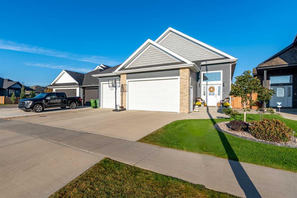 2004 61 Avenue , A2258602, Alberta,
