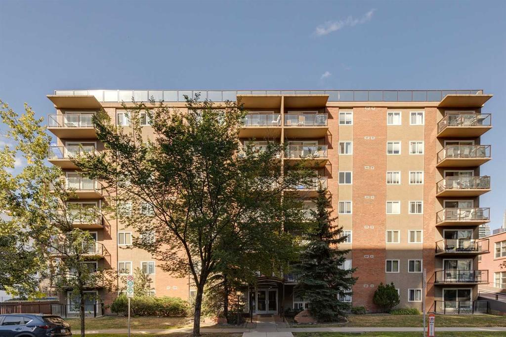 Second View of 704, 812 14 Avenue SW, Beltline, Calgary, Alberta, T2R0N6