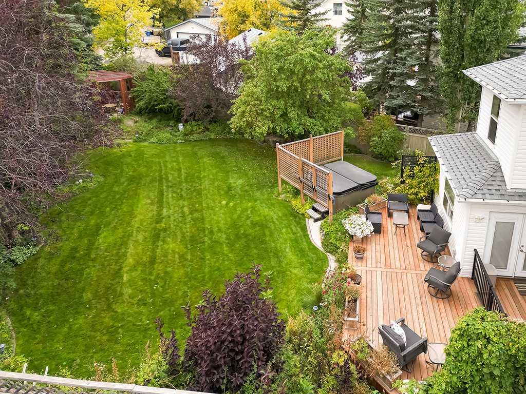 Fourth View of 323 Bridlewood Circle SW, Bridlewood, Calgary, Alberta, T2Y 3L9