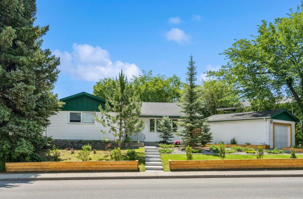 343 Canterbury Drive SW, A2258798, Alberta,