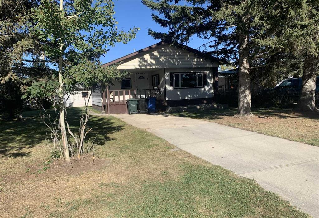 225 4 street Street NW, A2258843, Alberta,