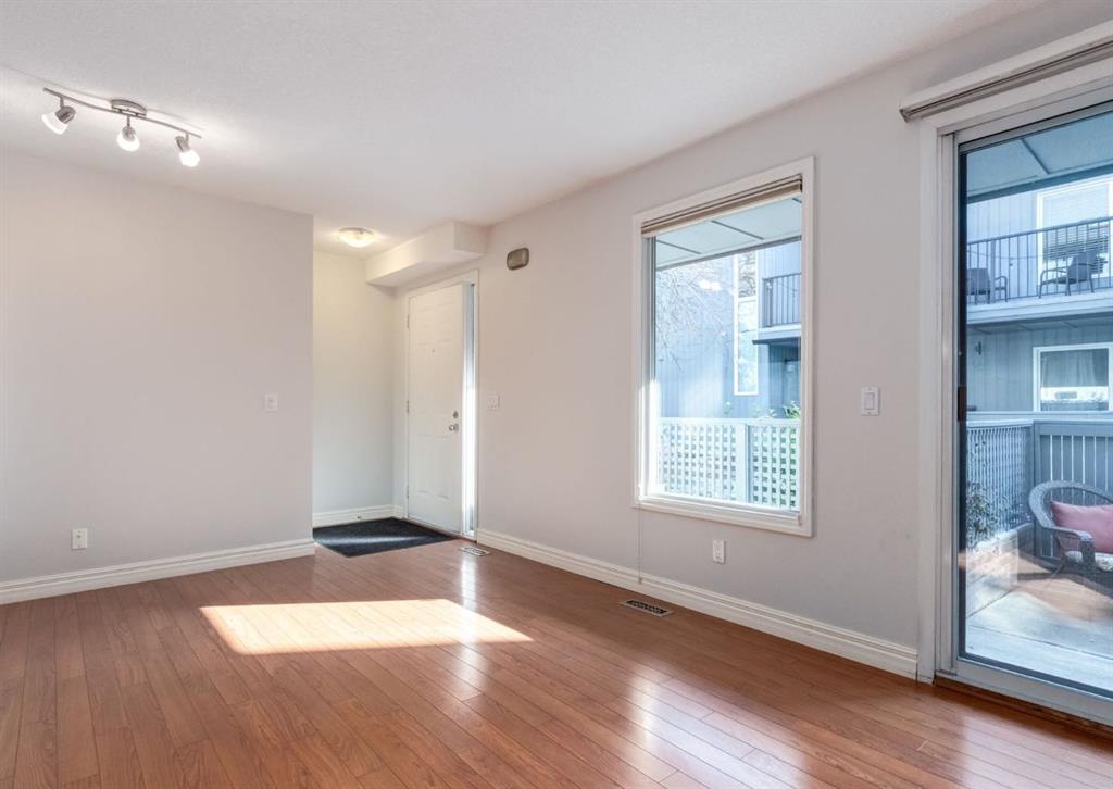 Fourth View of 3, 123 13 Avenue NE, Crescent Heights, Calgary, Alberta, T2E 1B5