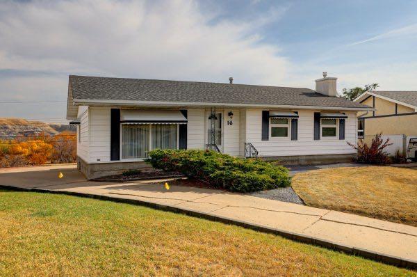 16 Cedar Crescent , A2258899, Alberta,