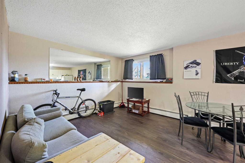 Fifth View of 1, 232 Sabrina Way SW, Southwood, Calgary, Alberta, T2W 2N6