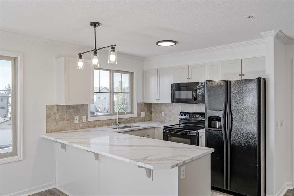 1304, 92 Crystal Shores Road , A2258956, Alberta,