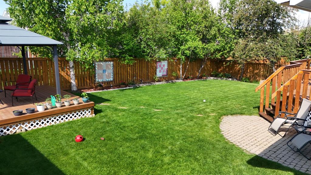 Fifth View of 106 Borys Place , Thompson Lake, Hinton, Alberta, T7V 1H7