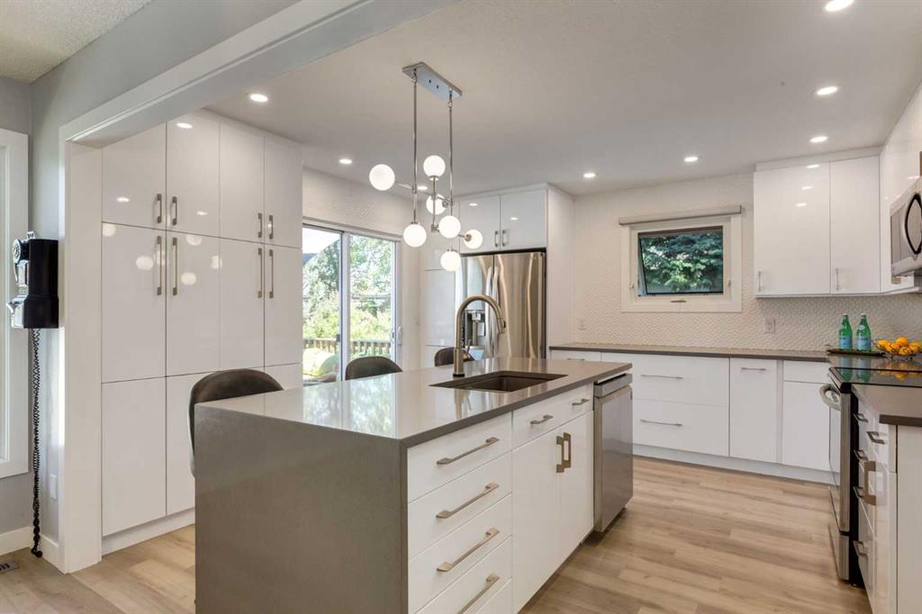 31 Silverstone Bay NW, A2259037, Alberta,