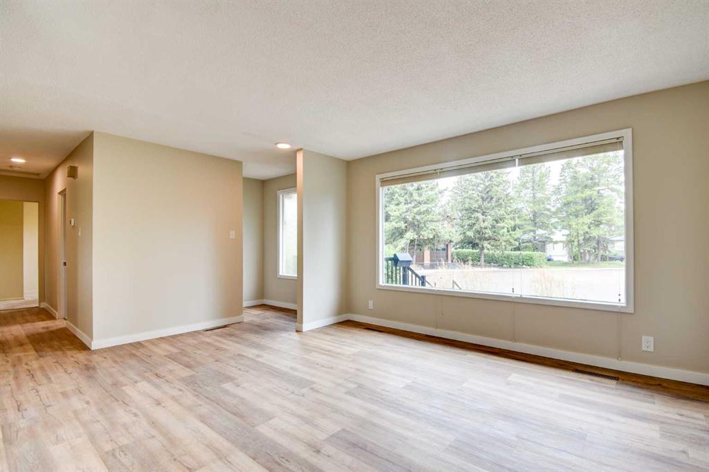 Fourth View of 5 Mcconnell Close , Morrisroe, Red Deer, Alberta, T4N 0J7