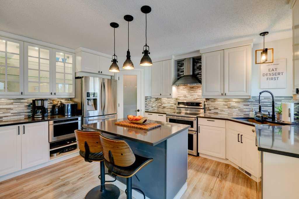 15 Chaparral Crescent SE, A2259096, Alberta,