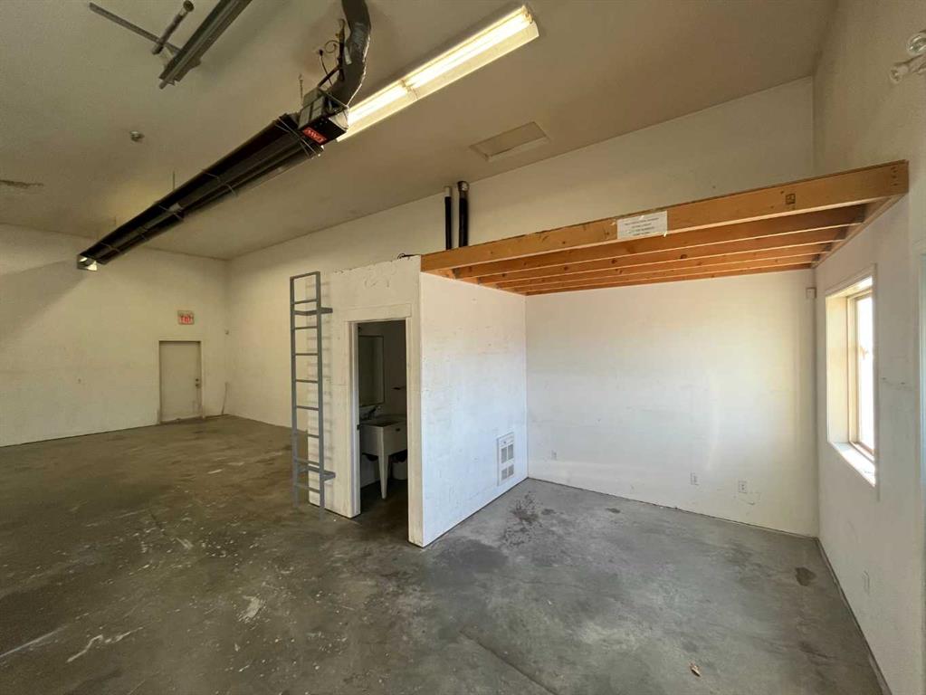 Fourth View of #8, 3614 67 Street  , Southwest Industrial Park, Ponoka, Alberta, T4J 1J8